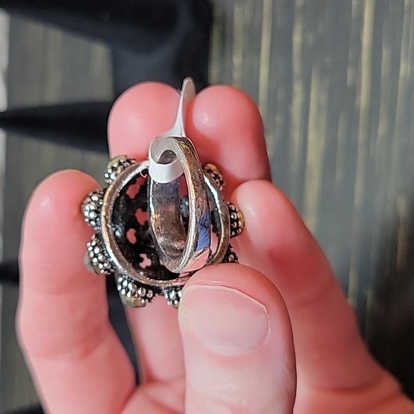 Gray and Silver Tone Ring - Picture 3 of 5